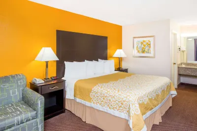 Days Inn by Wyndham Calvert City/Paducah East Hotels in Marshall County