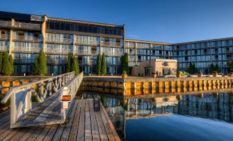 Oceanfront Suites at Cowichan Bay