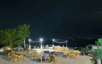Ciremai Land  Glamping Dan Hotel Hotels in Cigugur