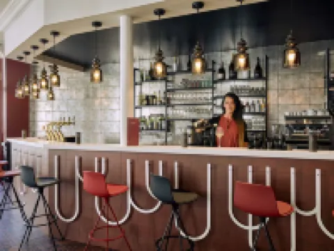 グランド オテル デュ ミディ モンペリエ - オペラ コメディ エローのホテル