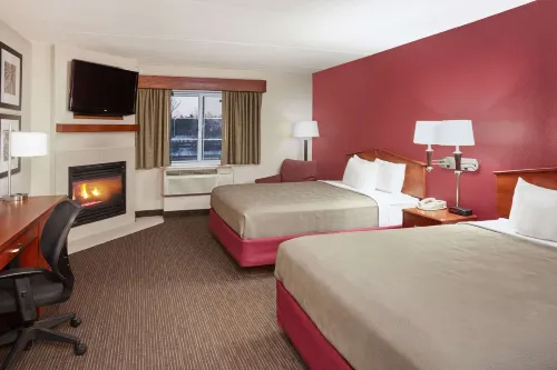 AmericInn by Wyndham Douglas/Saugatuck Hotels in Ganges Township
