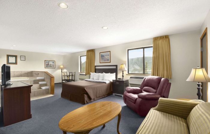 Super 8 by Wyndham Williams Lake BC