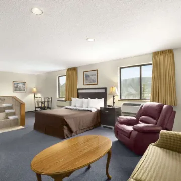 Super 8 by Wyndham Williams Lake BC