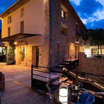 La Maison de Crillon Hotel Exterior