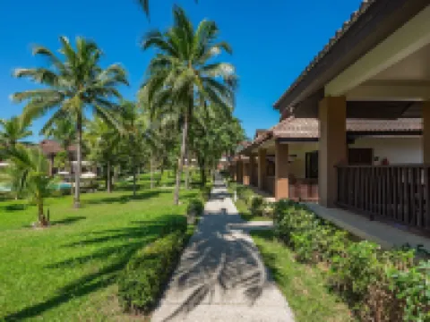 卡塔塔尼度假村旗下-綠葉海濱酒店 達瓜巴酒店