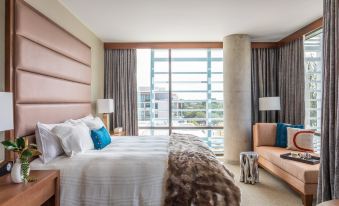 Drey Hotel