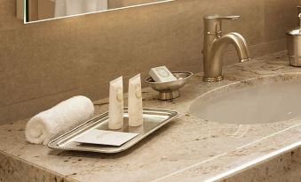 3. 루스킨 호텔..