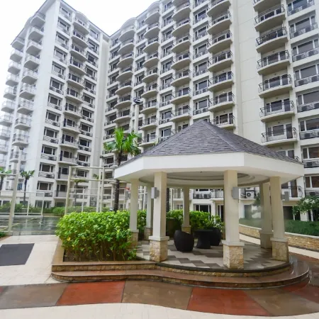 Extremeli Suites