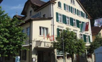 Hasli Lodge - Housity
