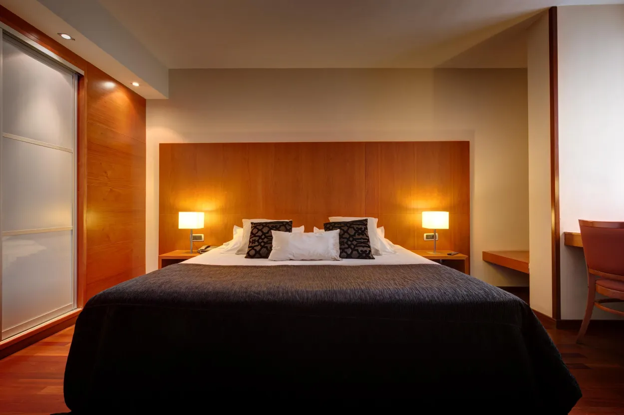 Acevi Villarroel Номера Photos