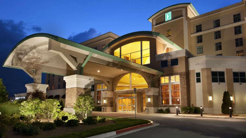 Embassy Suites by Hilton Atlanta Kennesaw Town Center