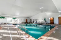 Sleep Inn & Suites Pleasant Hill - des Moines - Swimmingpools