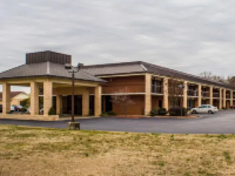 Quality Inn Kinston Hwy 70 Hotels in Kinston