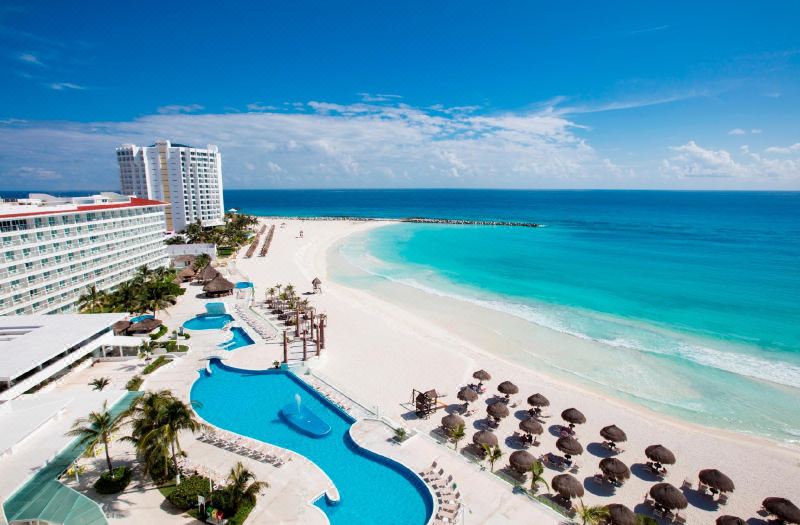 Krystal Cancun photo 3