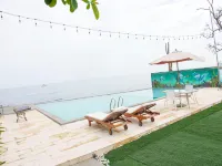 The Pasir Putih Villas Hotel di Bungatan