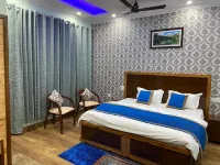 Hotel Ojas فنادق في Barog