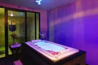 อัญญาวี ทับแขก บีช รีสอร์ท - ที่มีสปา