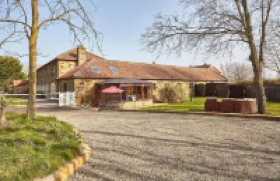 Host Stay 拱門小屋 酒店