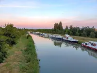 Entre Midi - Maison d'Hôtes - B&B Hotels in Montady