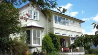 Cobden Garden Hotel a Bluff Hill