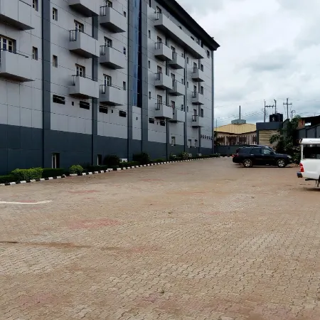 Nandas Hotel