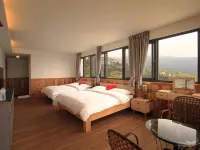 Stream Yurt Campground Hotels near Hehuan Mountain (Hehuanshan)