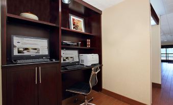 Hampton Inn Columbus-International Airport