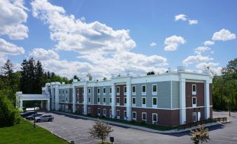 Hampton Inn & Suites Berkshires-Lenox