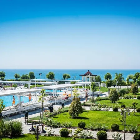 Premier Fort Beach Hotel