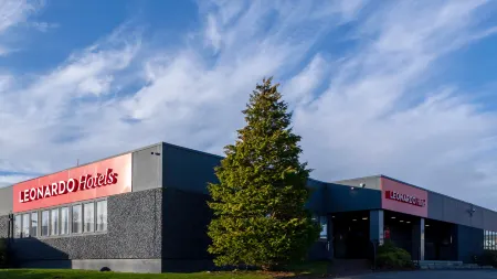 Leonardo Hotel and Conference Venue Aberdeen Airport Отели в г. Ньюмакар