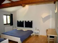 Les Barelles - Bed and Breakfasts