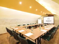 Hotel Regent Các khách sạn gần Đền thờ Remuh