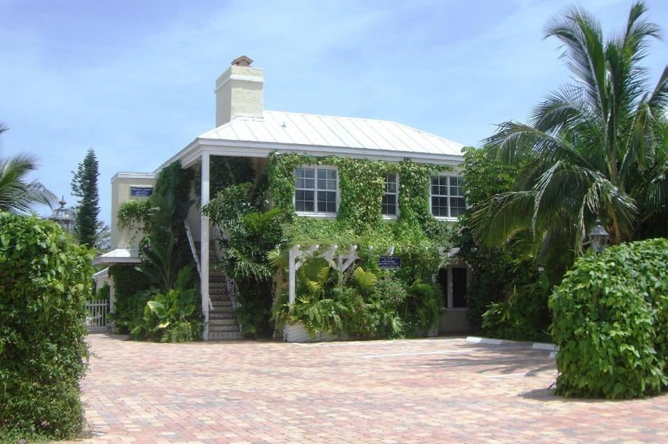 The Caribbean Court Boutique Hotel-Vero Beach Updated 2023 Room  Price-Reviews u0026 Deals | Trip.com