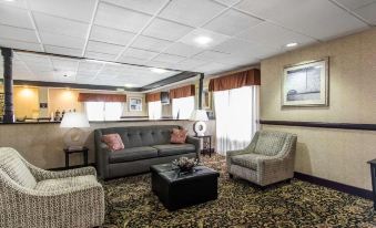 Quality Inn & Suites Memphis East