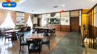 Amarelo Hotel Solo - breakfast