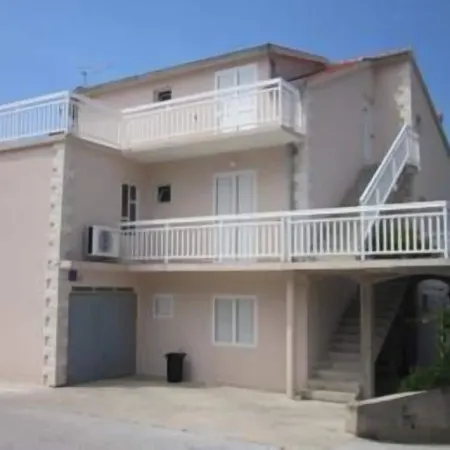 Apartments Kresic