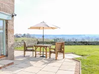 Old Hall Cottages Hotels in Mayfield