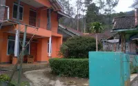 Ali1 Pondok Orange 1 Ciwidey