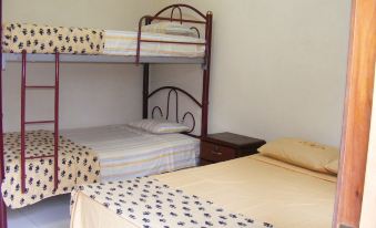 Hostal Maxima