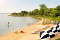 Montauk Yacht Club - Beach