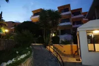 Le Mirage Hotel