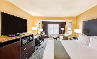 Holiday Inn Express & Suites San Jose-Morgan Hill