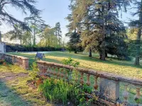 Le Jardin des Cèdres Hotels in Lavaur