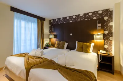 ホテル デュアス ナソエス アルコ・ダ・ルア・アウグスタ周辺のホテル