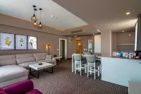 Nyota Hotel & Conference Center - bar