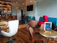 Marine Lodge - bars