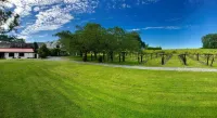 ร้านอาหาร Jabajak Vineyard พร้อมห้องพัก - ที่มีบาร์