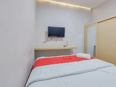 Reddoorz @ Cempaka Guesthouse Tarakan Hotels near مطار جواتا