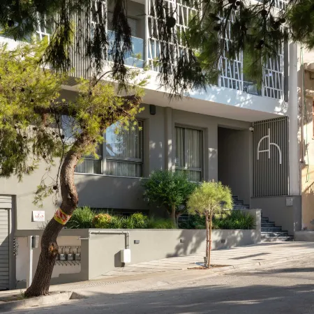 Athens Hill Luxury Apartments Отели в г. Калифея