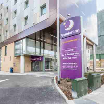 Premier Inn London Brentford Hotel Exterior